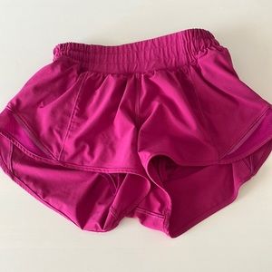 Lululemon Hottie hot